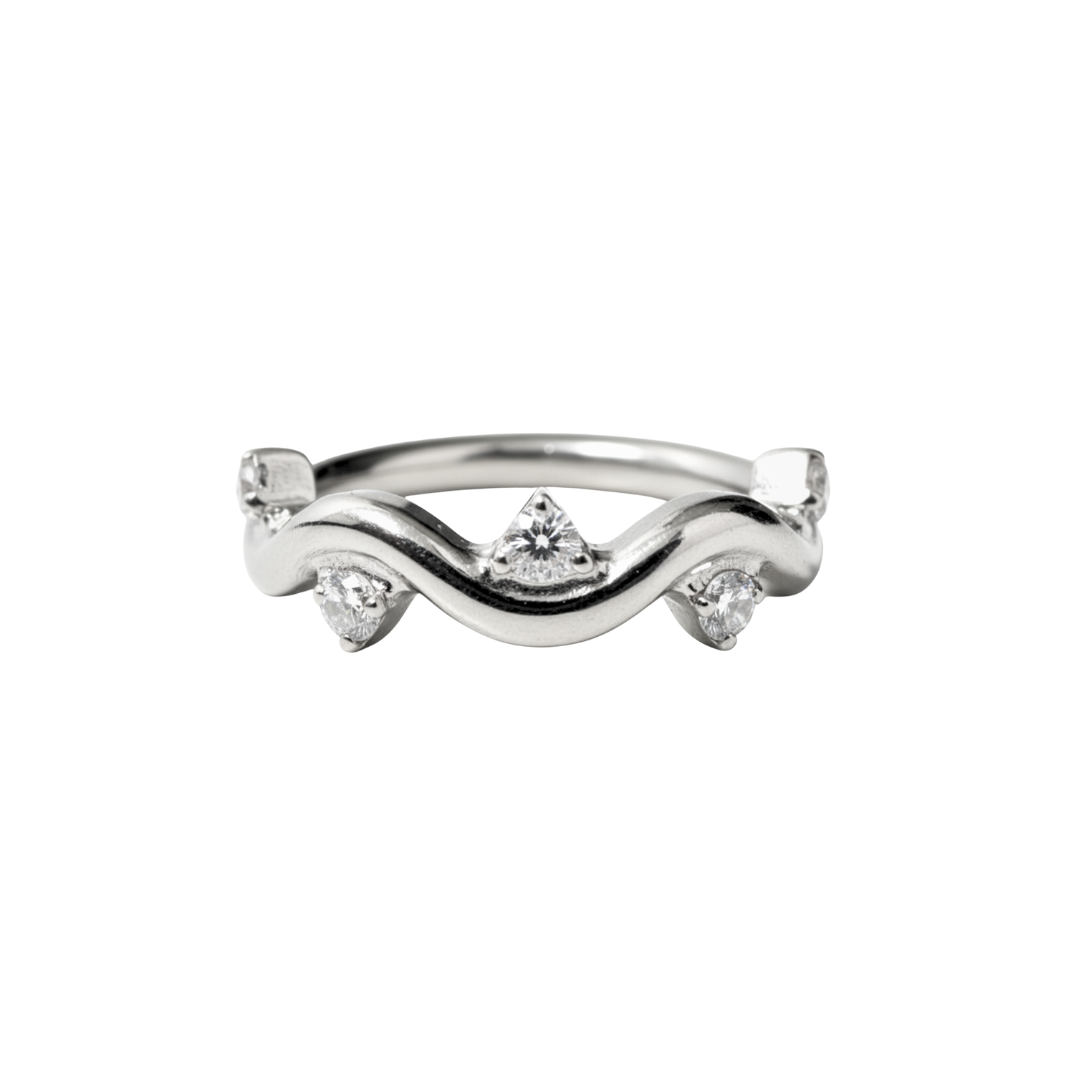 Ring with a swirl and clear gems