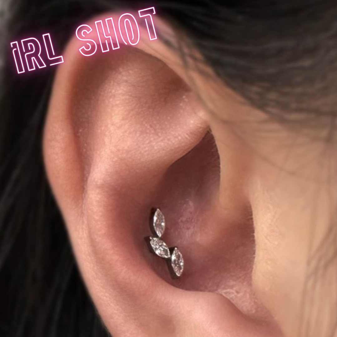 Trigubas markizės formos cirkonis