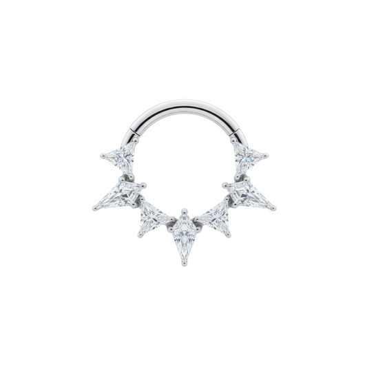 Ring with triangle gems