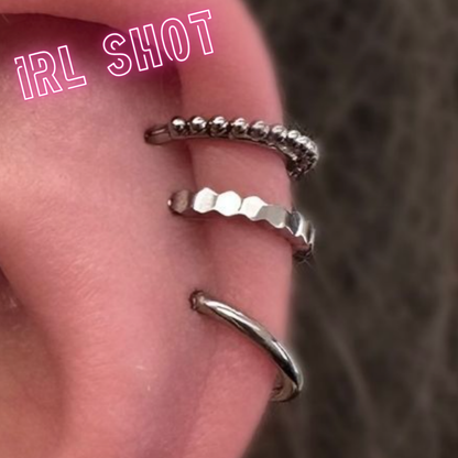 Ring with side honeycomb