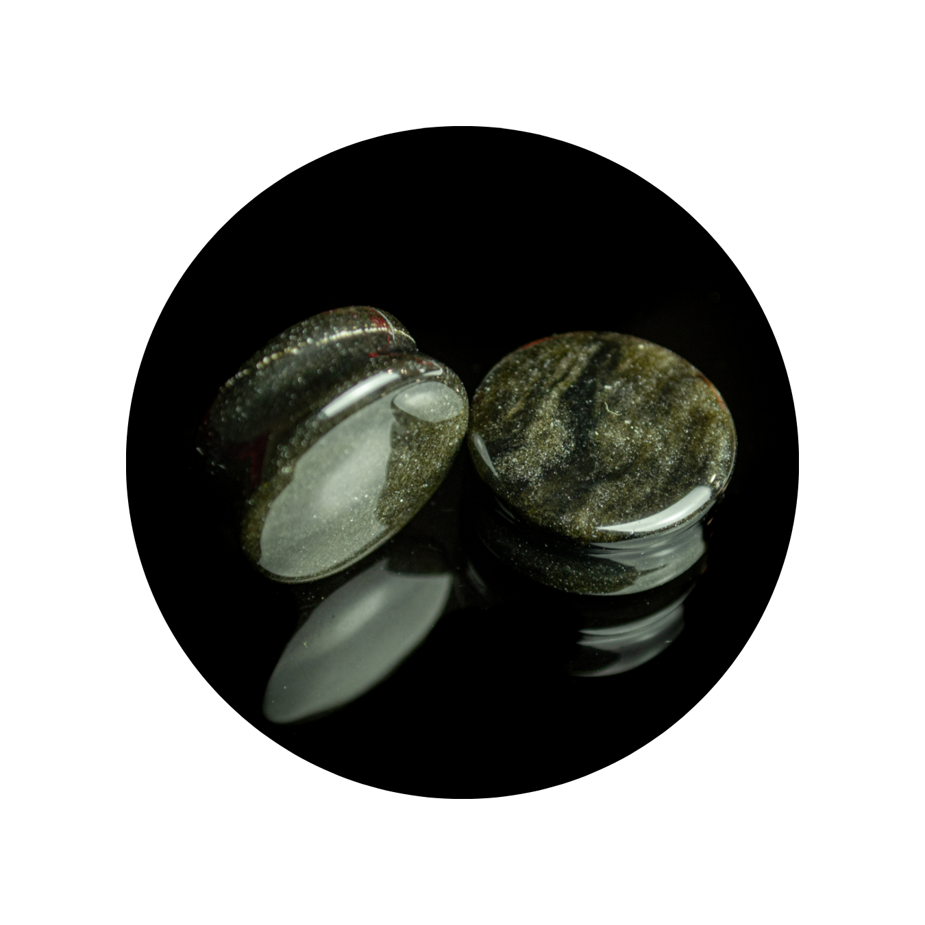 Gold obsidian plug